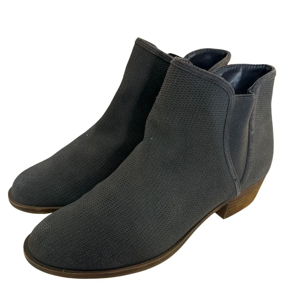 Kensie Gerona Gray Textured Almond Toe Block Heel Ankle Booties Size 10M
